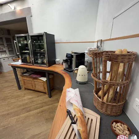 勒库希古酒店 Pierry