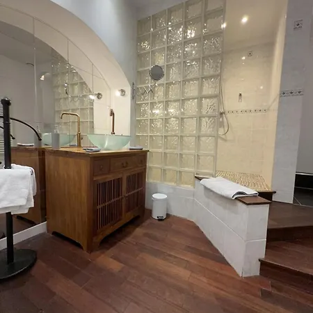 勒库希古酒店 招待所