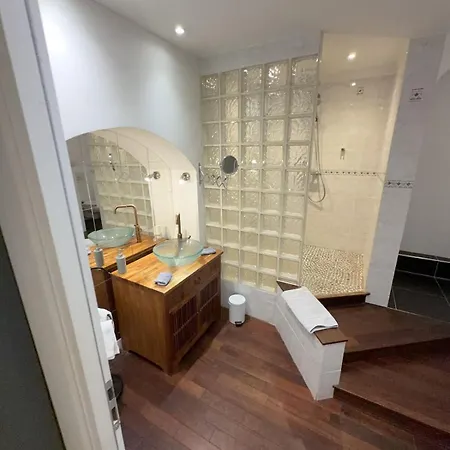 勒库希古酒店 Pierry